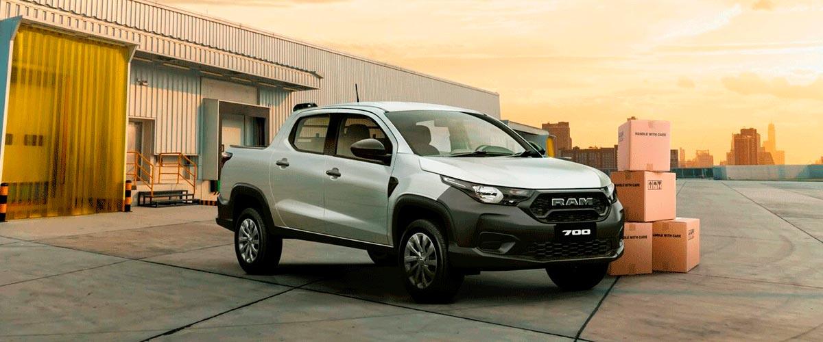 La primera pick-up compacta de 4 puertas
